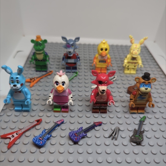 8 Minifigures - Custom FNAF Five Nights At Freddy's Minifigures Figure Toy - Picture 1 of 8